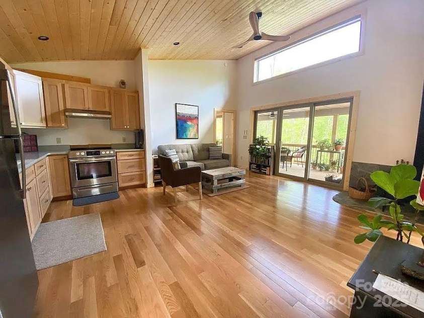 56 Talking Leaves Lane, Bakersville, NC 28705.  MLS# CAR4264798, YatesRealty ID 17001. 