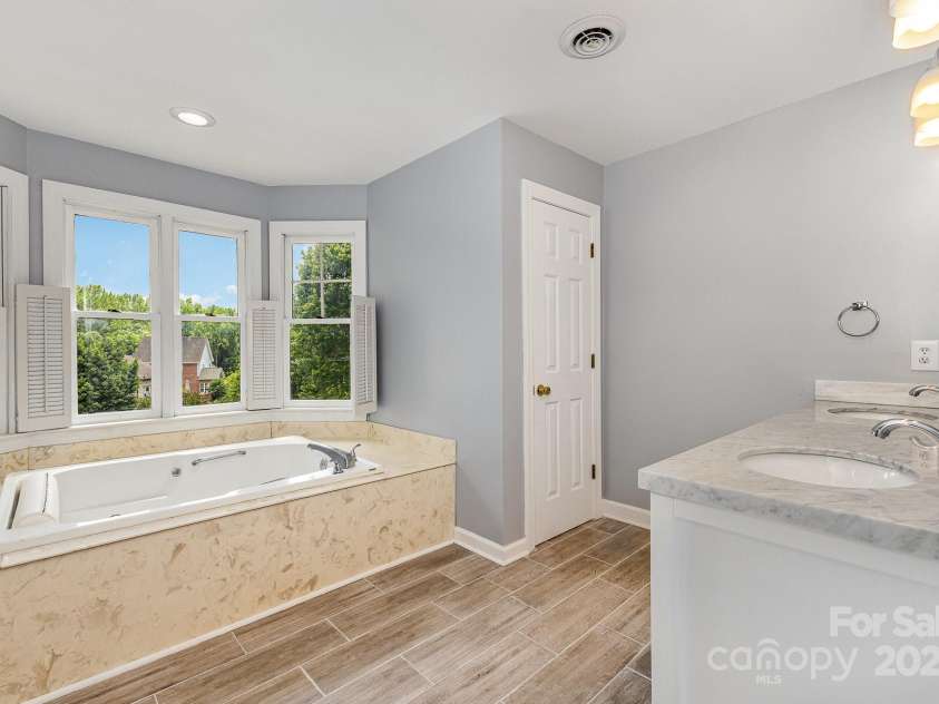 109 Arabian Lane, Salisbury, NC 28147.  MLS# CAR4252270, YatesRealty ID 17002. 