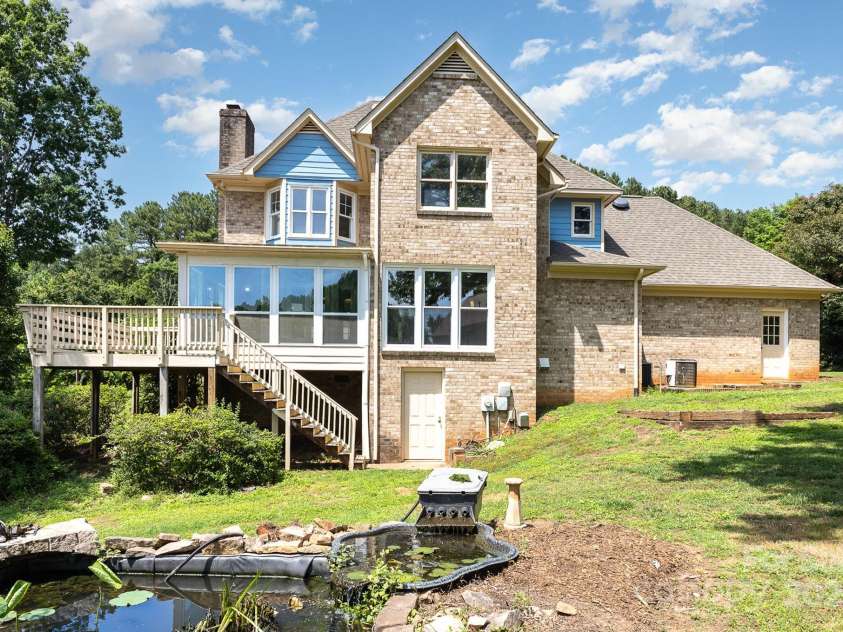 109 Arabian Lane, Salisbury, NC 28147.  MLS# CAR4252270, YatesRealty ID 17002. 