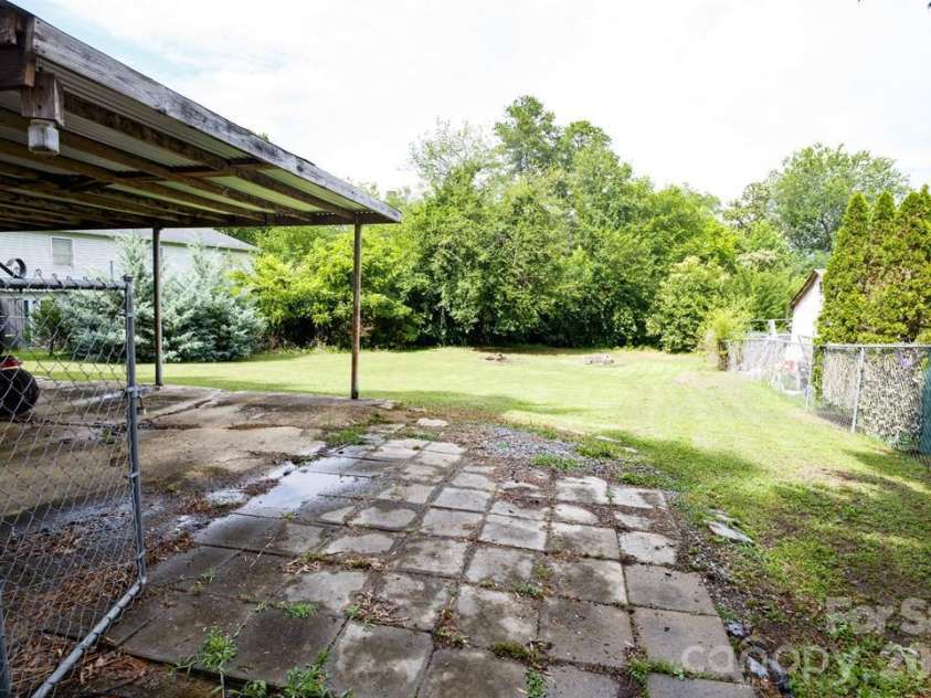 316 Catawba Avenue, Rock Hill, SC 29730.  MLS# CAR4386638, YatesRealty ID 17004. 
