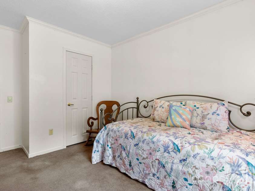 370 Fox Cove Road, Mars Hill, NC 28754.  MLS# CAR4260520, YatesRealty ID 17004. 