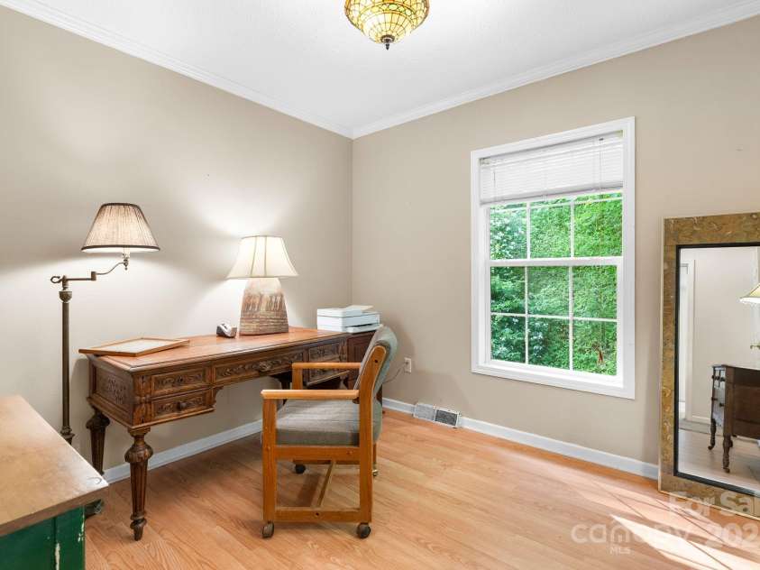 370 Fox Cove Road, Mars Hill, NC 28754.  MLS# CAR4260520, YatesRealty ID 17004. Bedroom