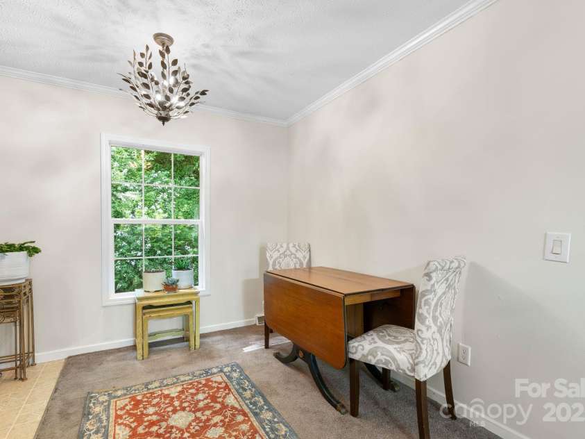 370 Fox Cove Road, Mars Hill, NC 28754.  MLS# CAR4260520, YatesRealty ID 17004. Dining area
