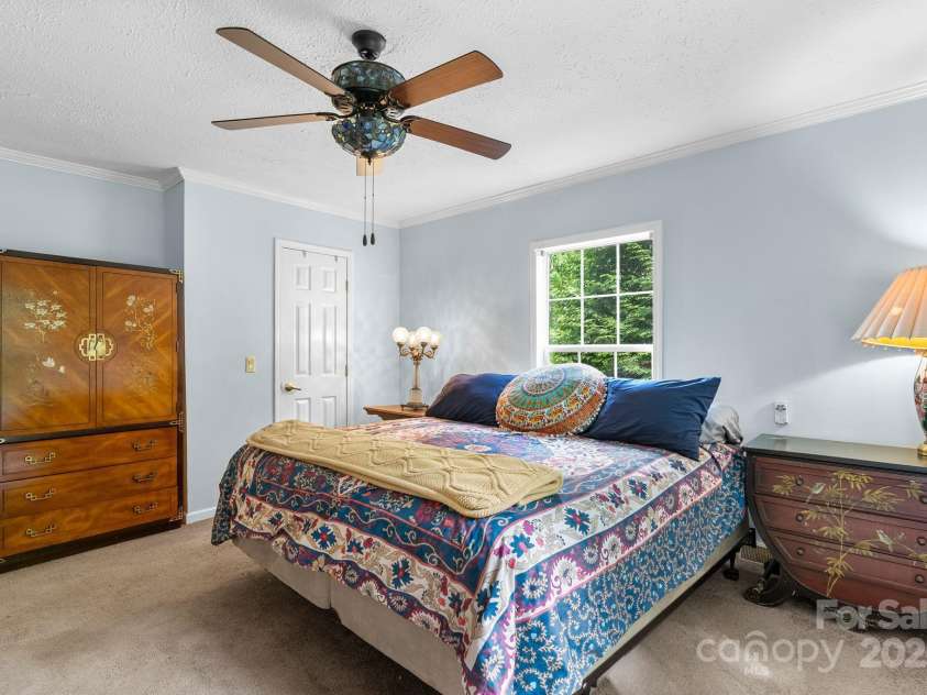 370 Fox Cove Road, Mars Hill, NC 28754.  MLS# CAR4260520, YatesRealty ID 17004. Primary