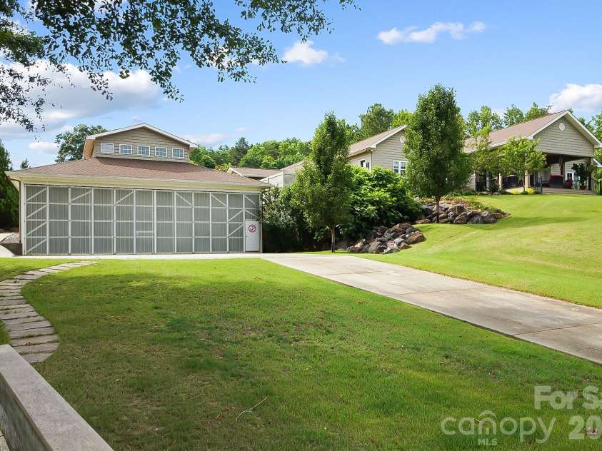 2354 Valelake Road, York, SC 29745.  MLS# CAR4376112, YatesRealty ID 17005. 