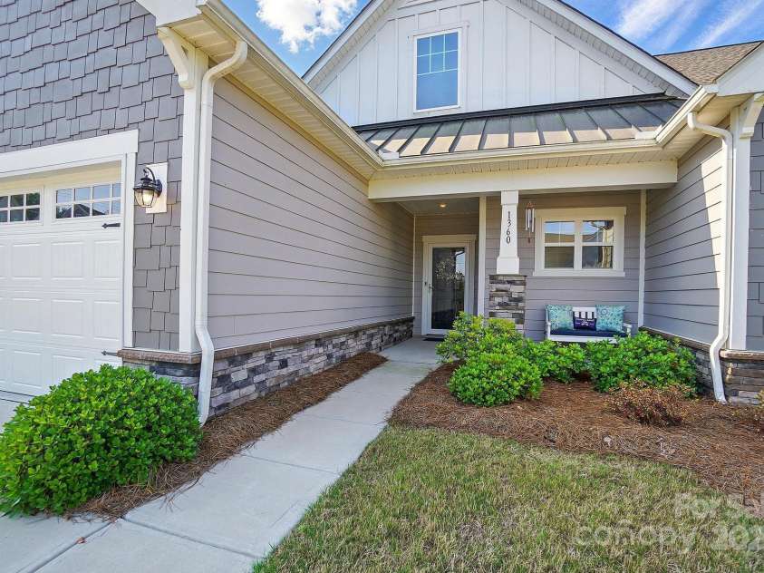 1360 Dali Boulevard, Mount Holly, NC 28120.  MLS# CAR4255366, YatesRealty ID 17006. 