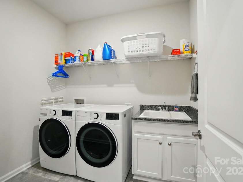 1360 Dali Boulevard, Mount Holly, NC 28120.  MLS# CAR4255366, YatesRealty ID 17006. 