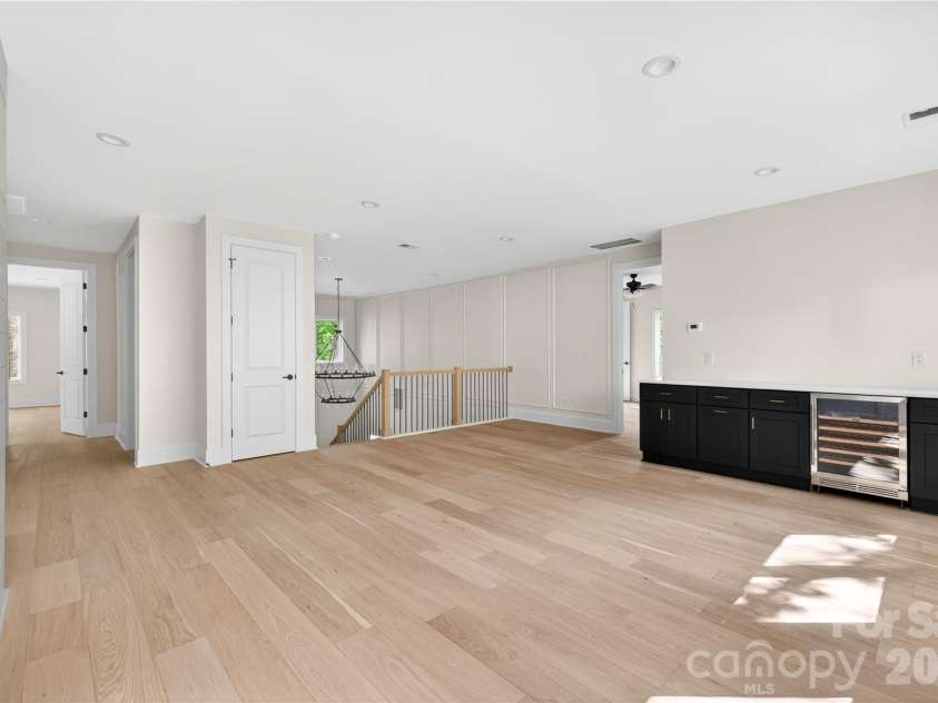 1600 Barden Road, Charlotte, NC 28226.  MLS# CAR4375466, YatesRealty ID 17006. 
