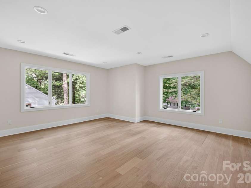 1600 Barden Road, Charlotte, NC 28226.  MLS# CAR4375466, YatesRealty ID 17006. 