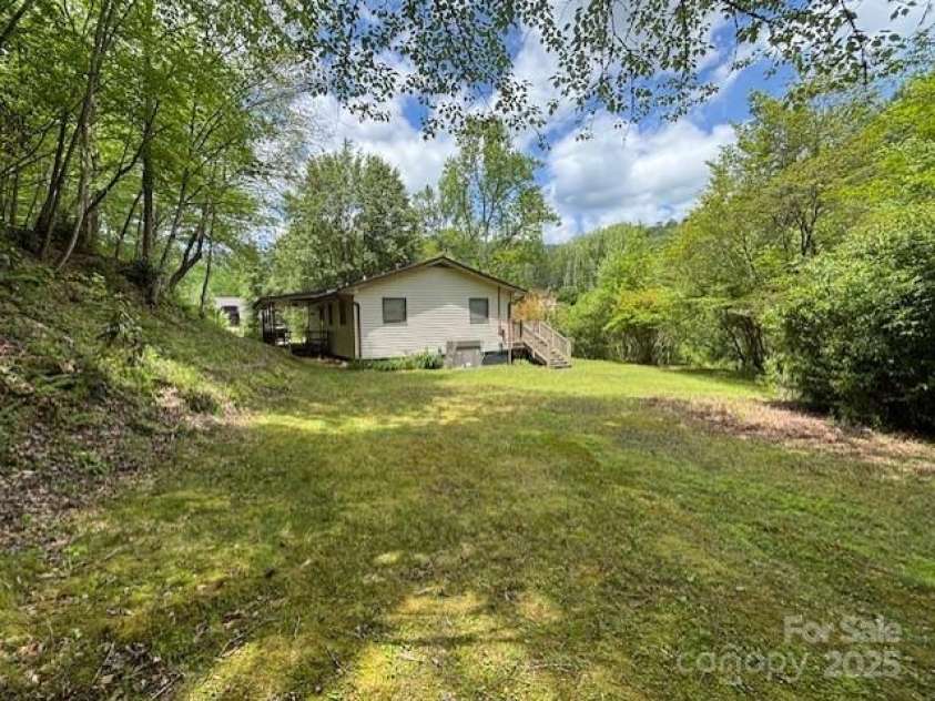 45 Old Cove Road, Sylva, NC 28779.  MLS# CAR4259055, YatesRealty ID 17007. 