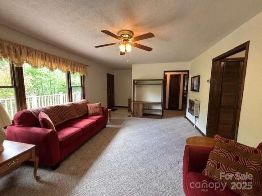 45 Old Cove Road, Sylva, NC 28779.  MLS# CAR4259055, YatesRealty ID 17007. 