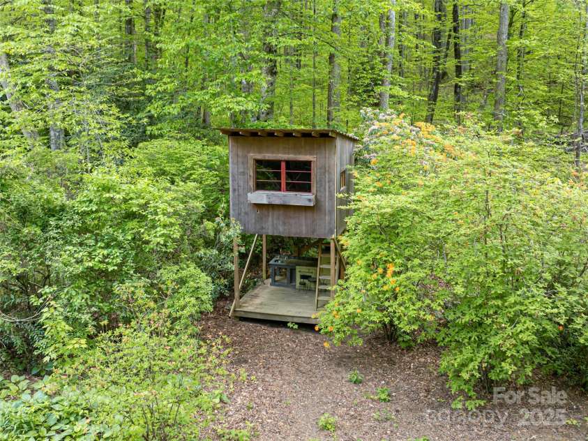 1161 Crab Creek Road, Hendersonville, NC 28739.  MLS# CAR4261346, YatesRealty ID 17008. 