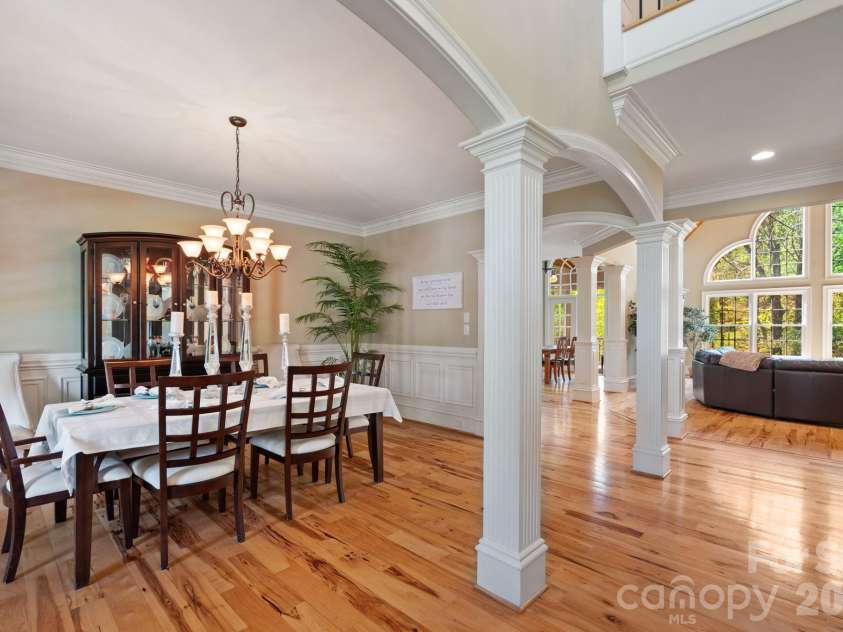 7601 Crossing Ridge Drive, Belews Creek, NC 27009.  MLS# CAR4375208, YatesRealty ID 17008. 