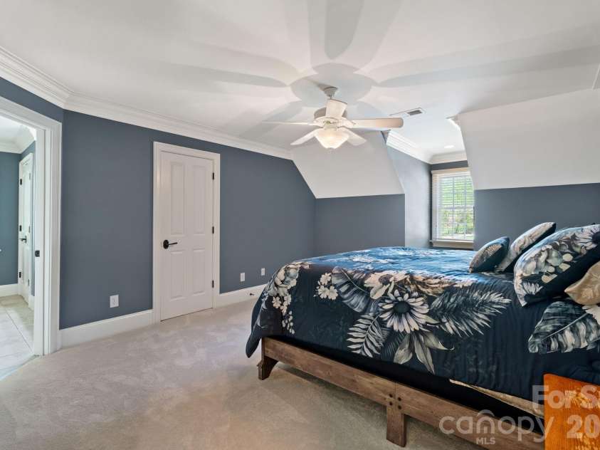 7601 Crossing Ridge Drive, Belews Creek, NC 27009.  MLS# CAR4375208, YatesRealty ID 17008. 