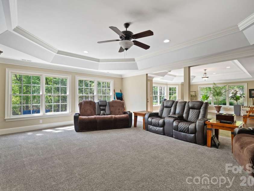 7601 Crossing Ridge Drive, Belews Creek, NC 27009.  MLS# CAR4375208, YatesRealty ID 17008. 
