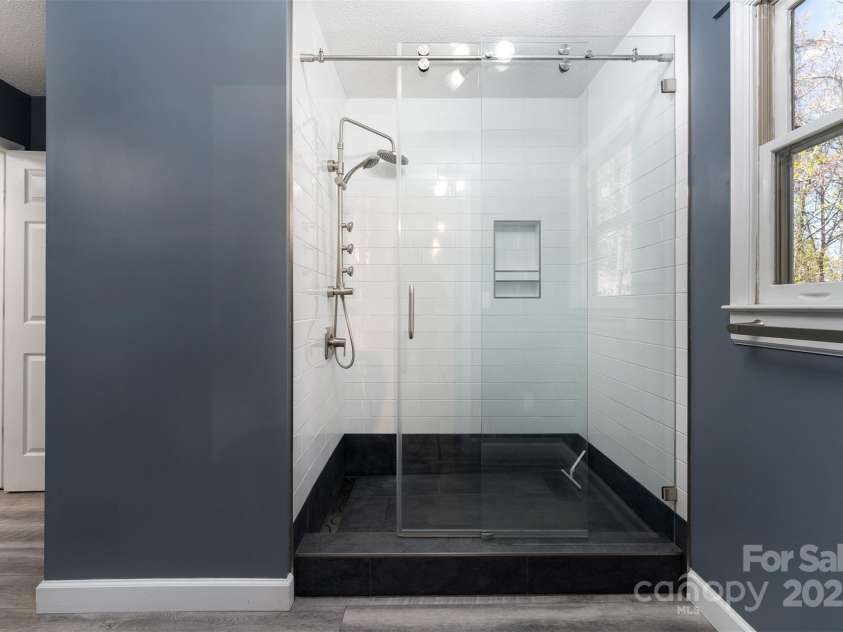 54 Jazaka Ridge Ridge, Swannanoa, NC 28778.  MLS# CAR4247960, YatesRealty ID 17009. 