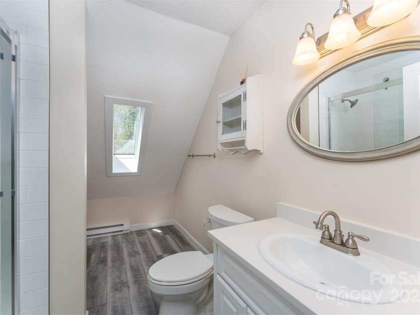 54 Jazaka Ridge Ridge, Swannanoa, NC 28778.  MLS# CAR4247960, YatesRealty ID 17009. 