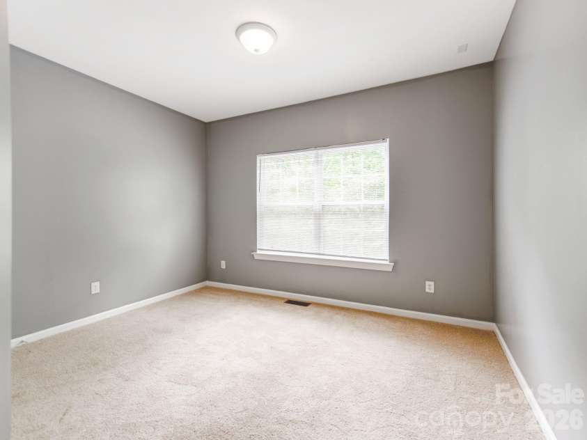 13223 Ashley Meadow Drive, Charlotte, NC 28213.  MLS# CAR4376184, YatesRealty ID 17010. 