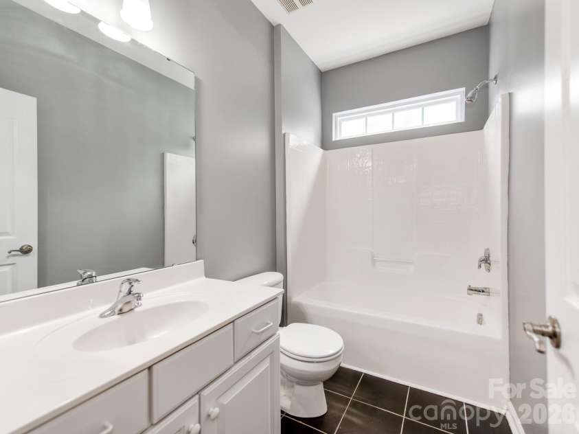13223 Ashley Meadow Drive, Charlotte, NC 28213.  MLS# CAR4376184, YatesRealty ID 17010. 