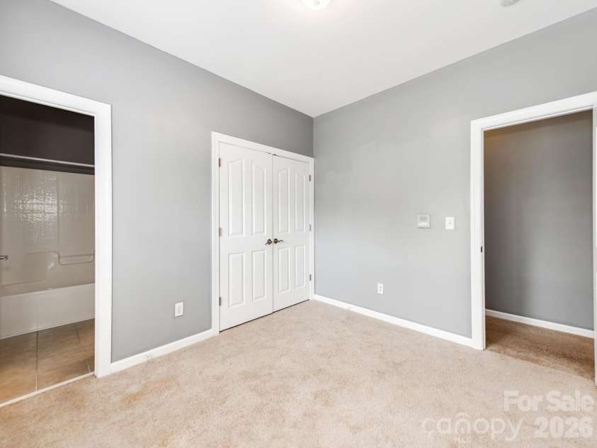 13223 Ashley Meadow Drive, Charlotte, NC 28213.  MLS# CAR4376184, YatesRealty ID 17010. 