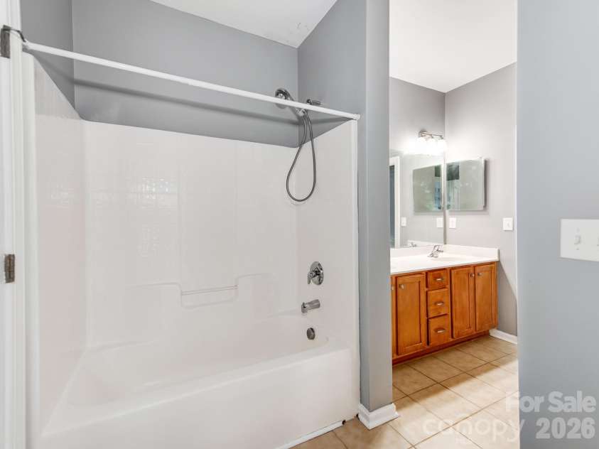 13223 Ashley Meadow Drive, Charlotte, NC 28213.  MLS# CAR4376184, YatesRealty ID 17010. 