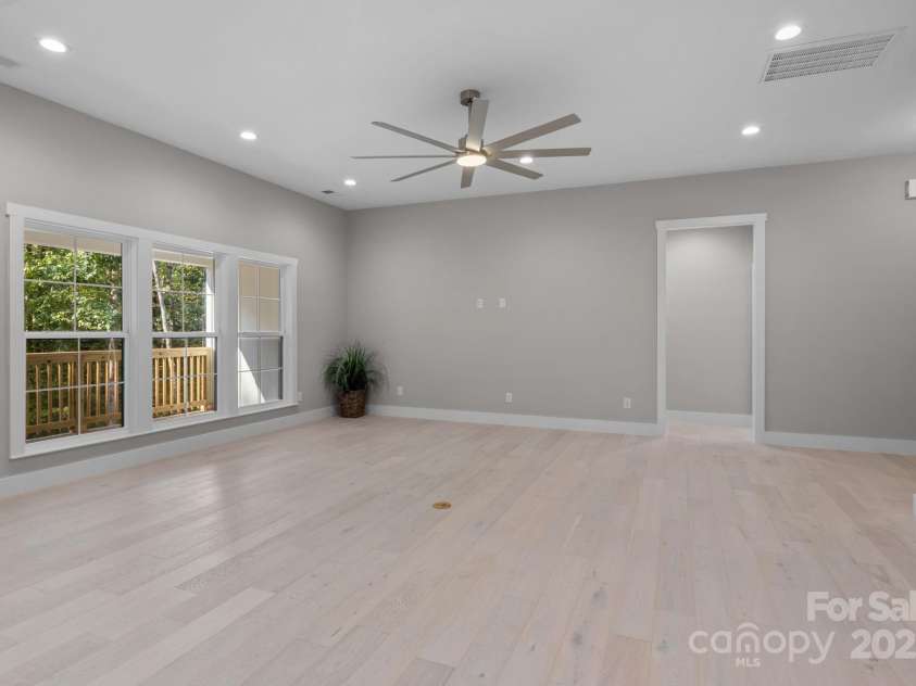8225 Long Island Road, Catawba, NC 28609.  MLS# CAR4298824, YatesRealty ID 17010. 