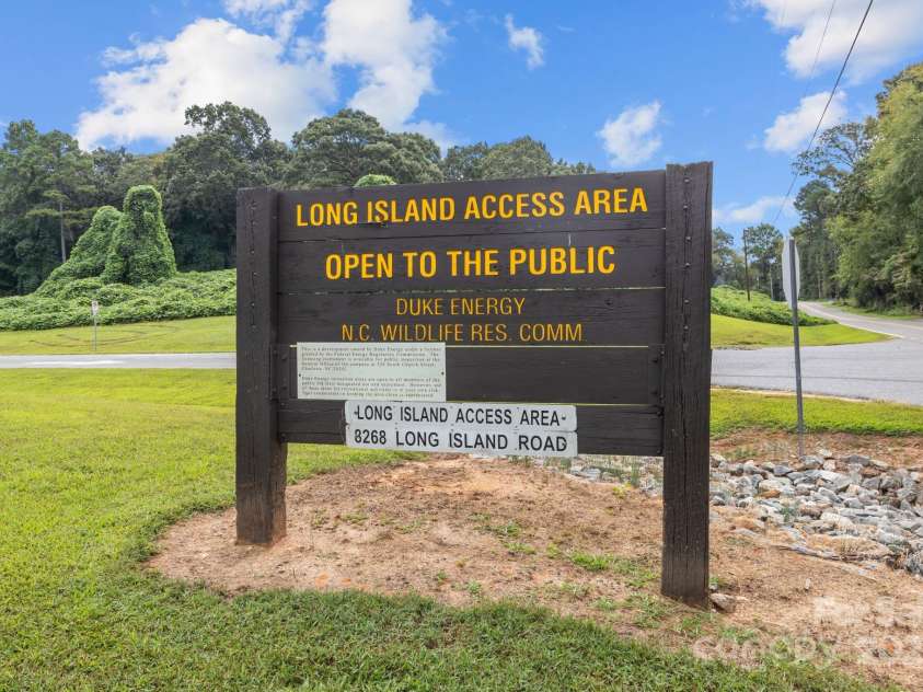 8225 Long Island Road, Catawba, NC 28609.  MLS# CAR4298824, YatesRealty ID 17010. Close to local public-use areas for recreation and relaxation.