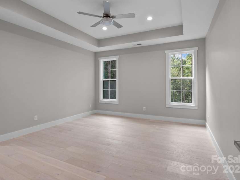 8225 Long Island Road, Catawba, NC 28609.  MLS# CAR4298824, YatesRealty ID 17010. Spacious primary bedroom