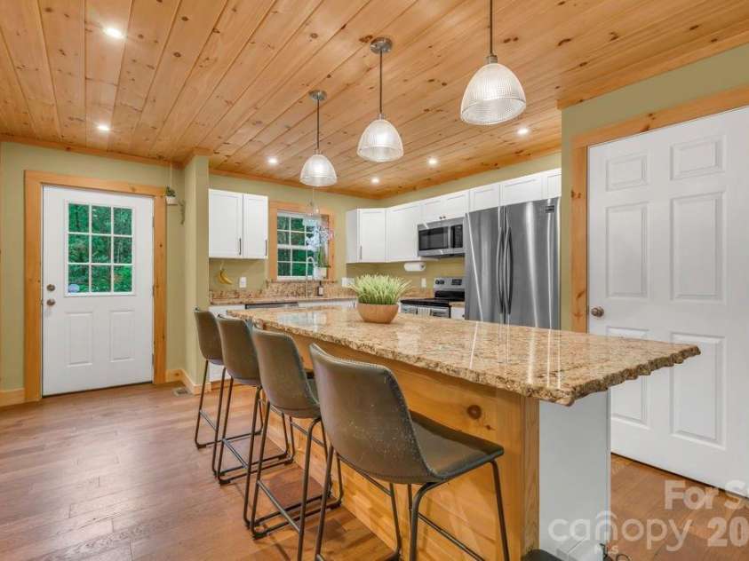 38 Macey Drive, Nebo, NC 28761.  MLS# CAR4376294, YatesRealty ID 17011. 