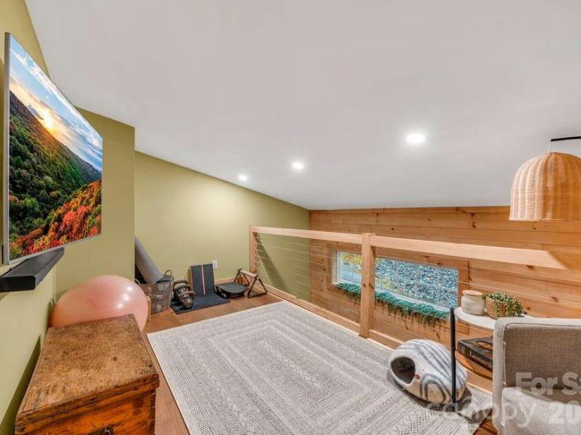 38 Macey Drive, Nebo, NC 28761.  MLS# CAR4376294, YatesRealty ID 17011. 
