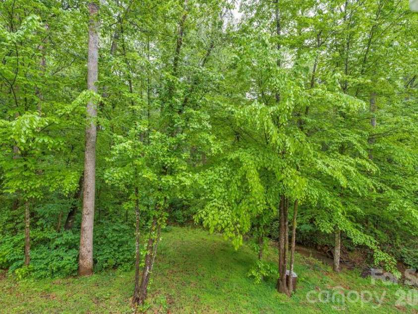 38 Macey Drive, Nebo, NC 28761.  MLS# CAR4376294, YatesRealty ID 17011. 