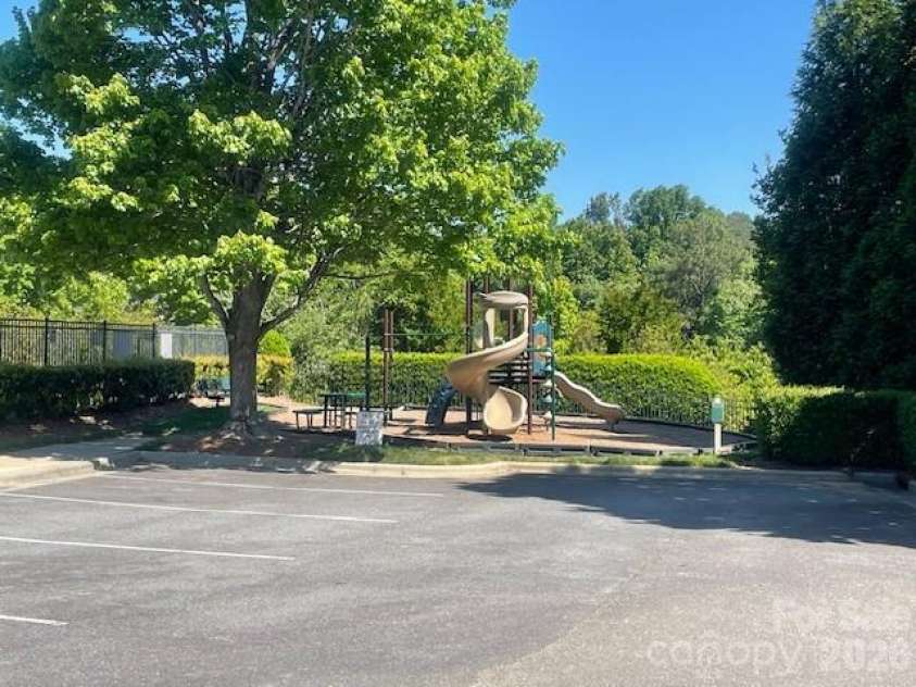 932 Coffee Tree Lane, Rock Hill, SC 29732.  MLS# CAR4374399, YatesRealty ID 17012. Playground