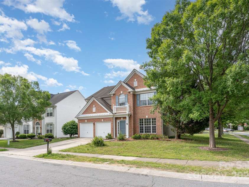 2013 Arbor Crest Court, Charlotte, NC 28262.  MLS# CAR4260816, YatesRealty ID 17013. 