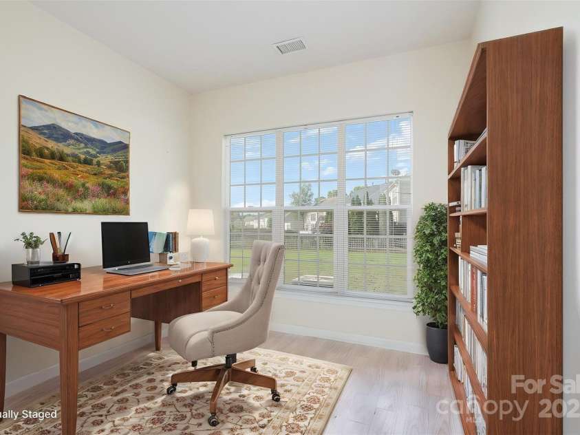 2013 Arbor Crest Court, Charlotte, NC 28262.  MLS# CAR4260816, YatesRealty ID 17013. 