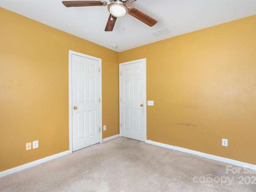 2013 Arbor Crest Court, Charlotte, NC 28262.  MLS# CAR4260816, YatesRealty ID 17013. 