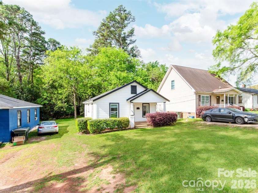 624 Morris Street, Rock Hill, SC 29730.  MLS# CAR4376304, YatesRealty ID 17013. 