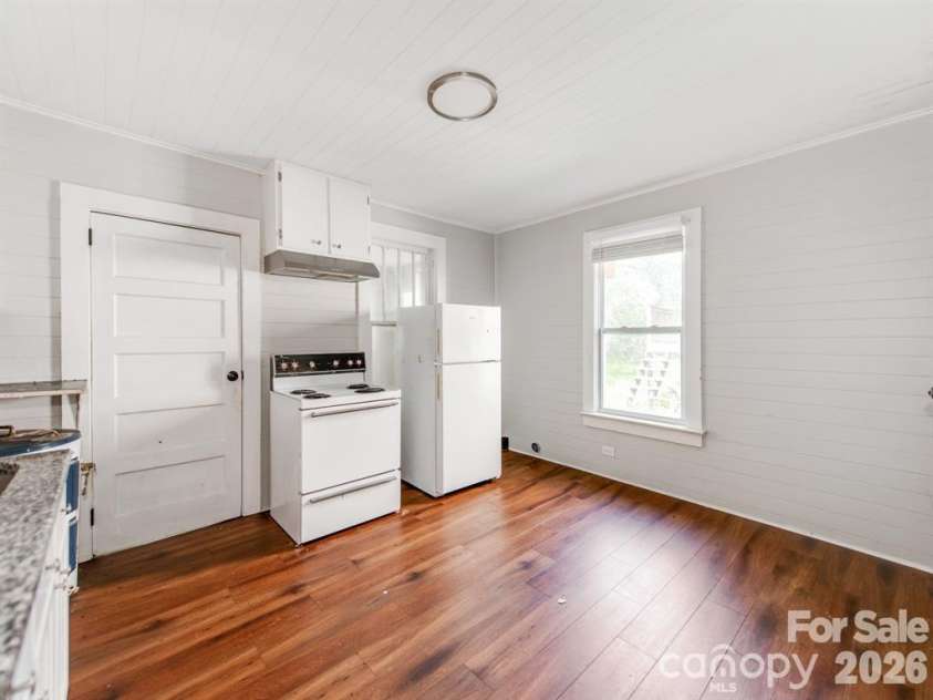 624 Morris Street, Rock Hill, SC 29730.  MLS# CAR4376304, YatesRealty ID 17013. 