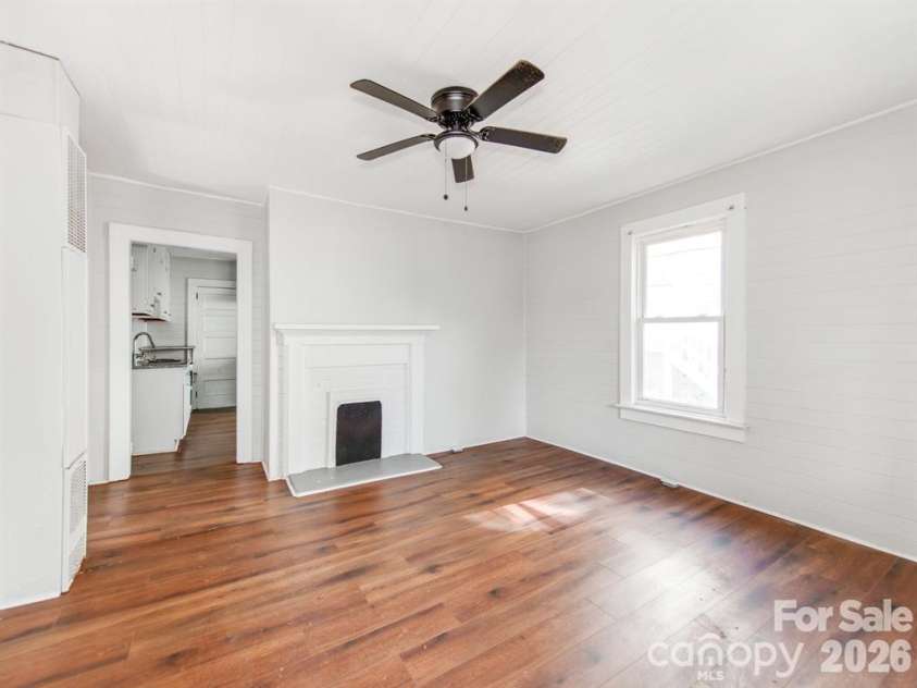 624 Morris Street, Rock Hill, SC 29730.  MLS# CAR4376304, YatesRealty ID 17013. 