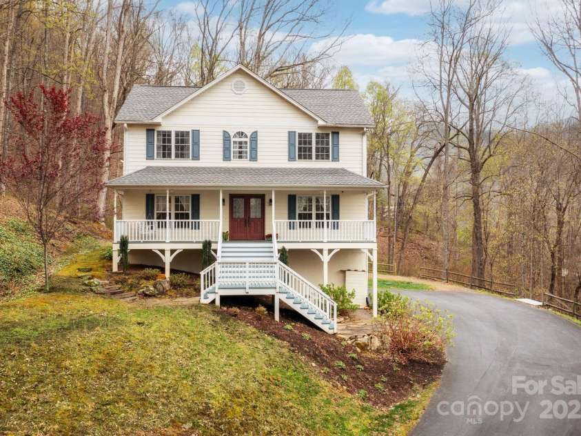 51 Sugar Hill Drive, Weaverville, NC 28787.  MLS# CAR4243411, YatesRealty ID 17014. Spacious Light-Filled Weaverville Home on 1.55 Peaceful and Private Acres