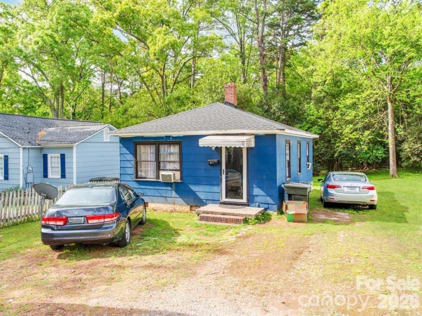 628 Morris Street, Rock Hill, SC 29730.  MLS# CAR4376302, YatesRealty ID 17014. 
