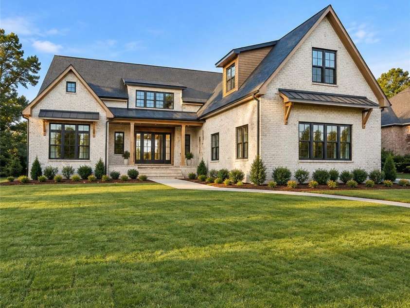 7909 Plantation Falls Lane, Charlotte, NC 28227.  MLS# CAR4398058, YatesRealty ID 17015. Digital Imagine Similar
