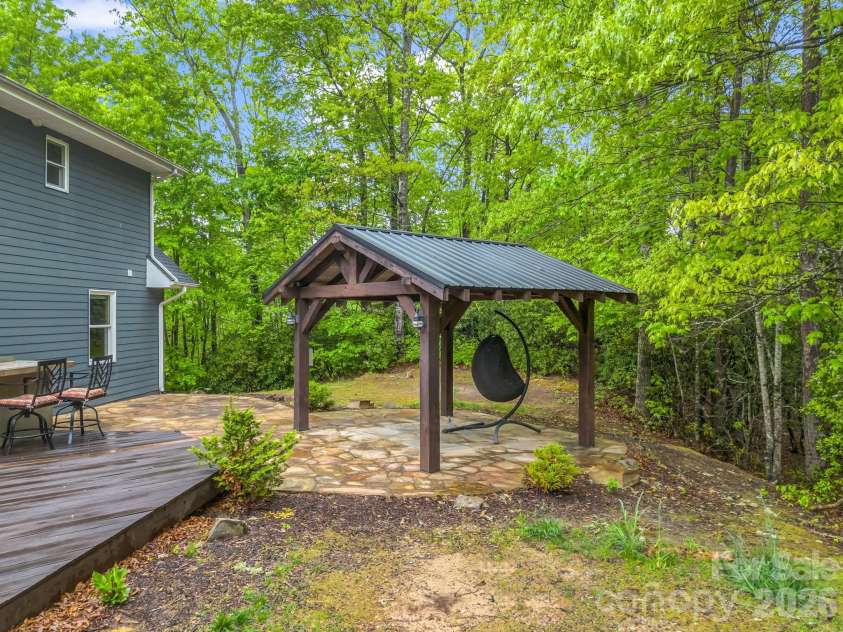 180 Canaday Drive, Brevard, NC 28712.  MLS# CAR4376218, YatesRealty ID 17017. 