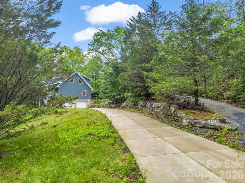 180 Canaday Drive, Brevard, NC 28712.  MLS# CAR4376218, YatesRealty ID 17017. 