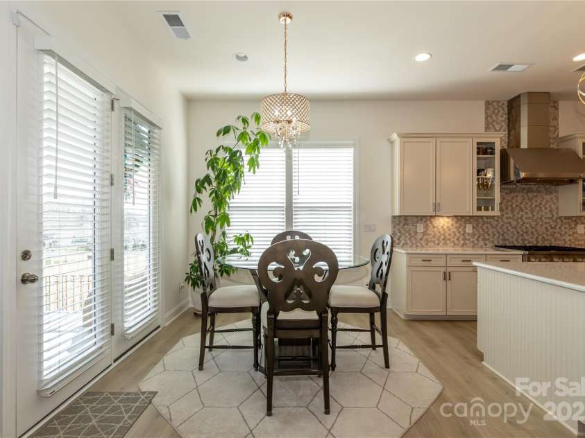 7133 Sumters Camp Trail, Fort Mill, SC 29707.  MLS# CAR4228668, YatesRealty ID 17017. Eat-In Kitchen