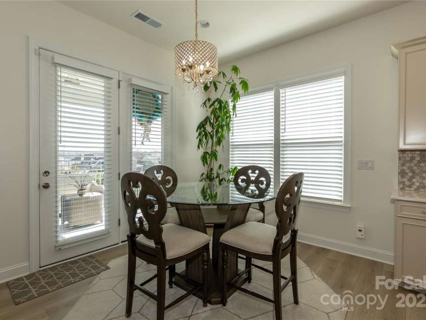 7133 Sumters Camp Trail, Fort Mill, SC 29707.  MLS# CAR4228668, YatesRealty ID 17017. Eat-In Kitchen