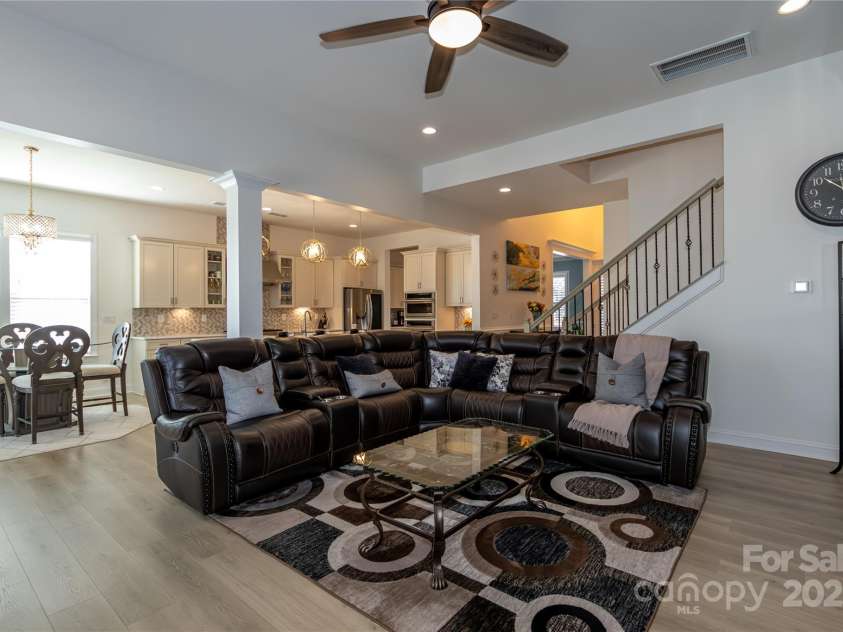 7133 Sumters Camp Trail, Fort Mill, SC 29707.  MLS# CAR4228668, YatesRealty ID 17017. Great Room