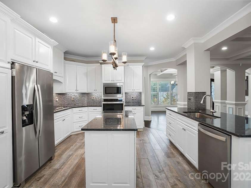 531 Coman Lane, Kings Mountain, NC 28086.  MLS# CAR4280548, YatesRealty ID 17019. 