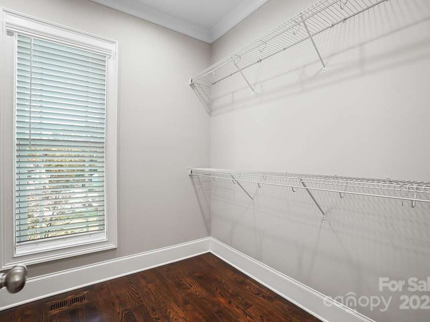531 Coman Lane, Kings Mountain, NC 28086.  MLS# CAR4280548, YatesRealty ID 17019. 