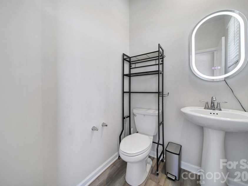 8042 Scarlet Maple Lane, Fort Mill, SC 29708.  MLS# CAR4374550, YatesRealty ID 17019. 