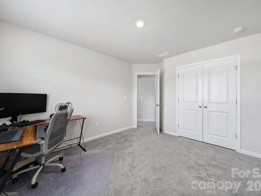 8042 Scarlet Maple Lane, Fort Mill, SC 29708.  MLS# CAR4374550, YatesRealty ID 17019. 